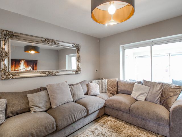 Family House - 1080182 - photo 5
