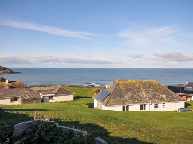 A view of houses and the sea at Upper Gren in Trebetherick