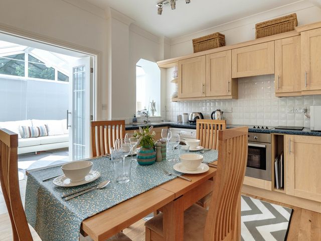 St Martins Apartment - 1080604 - photo 2