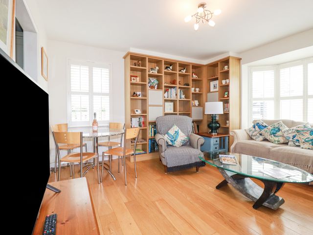 1 Old Talbot Cottages - 1080772 - photo 3