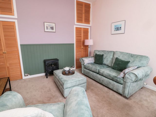 Islestone, 1 Temperance Terrace - 1080775 - photo 3