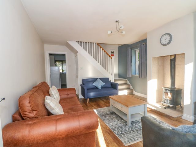 6 Hunters Green Close - 1081342 - photo 2