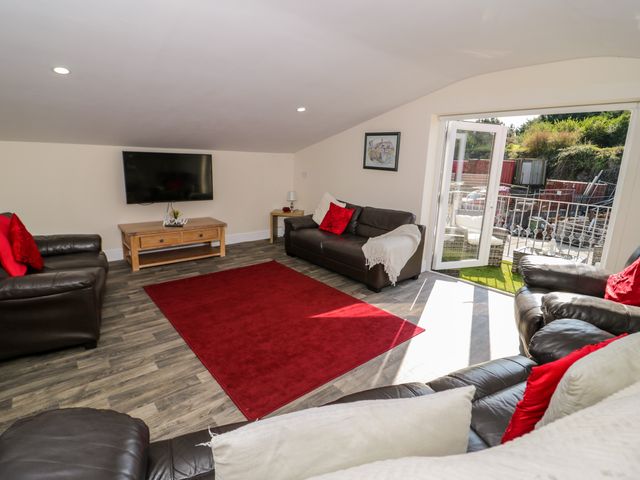 The Apartment at Plas Yr Eithin - 1082113 - photo 3