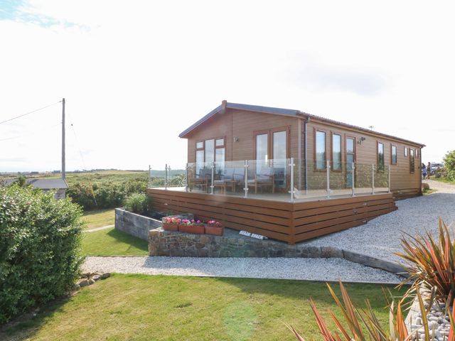 Sunstone Lodge (Garreg Haul Lodge) - 1082462 - photo 3