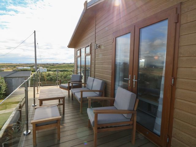 Sunstone Lodge (Garreg Haul Lodge) - 1082462 - photo 4