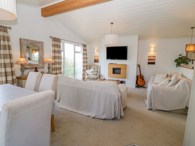 Sunstone Lodge (Garreg Haul Lodge) - 1082462 - photo 5