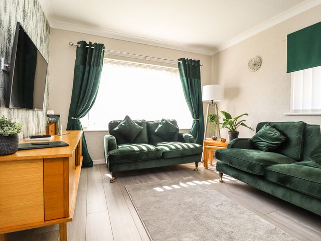 2 Pine Grove - 1082520 - photo 4