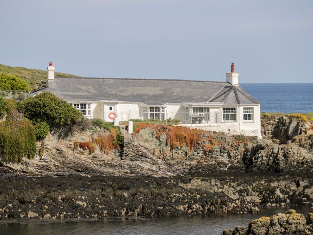 Craig Y Wylan - 1082795 - photo 3