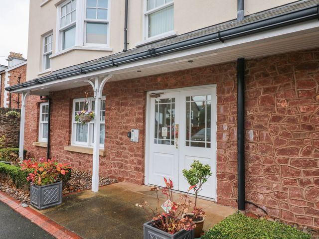1 Tregonwell Court - 1082857 - photo 3