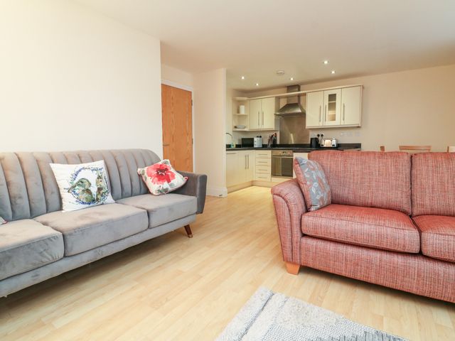 1 Tregonwell Court - 1082857 - photo 4