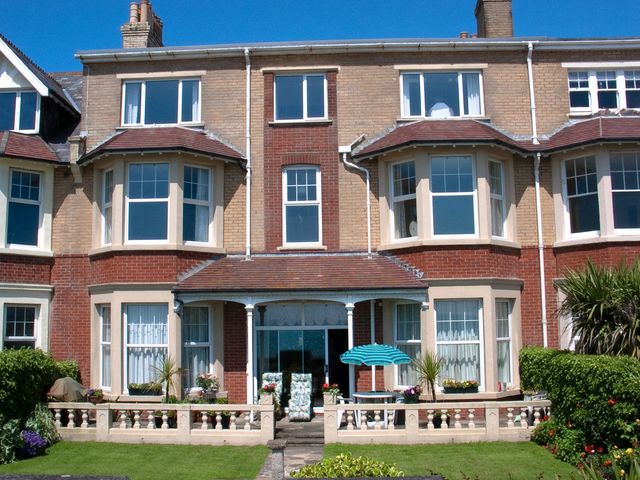 Weymouth Bay Apartment A - 1083146 - photo 2