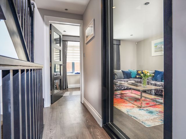 Harbour Cottage - 1083919 - photo 3
