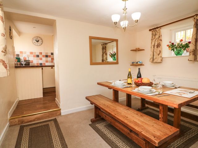 Hedgehog Cottage - 1083957 - photo 5