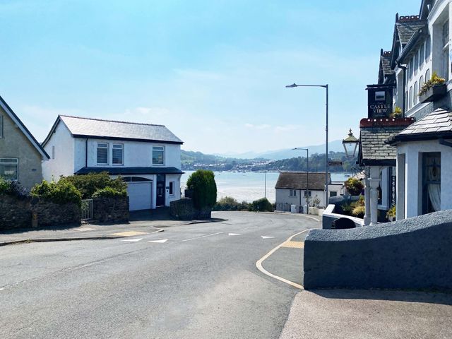 The Old Tywyn Post Office - 1084320 - photo 3