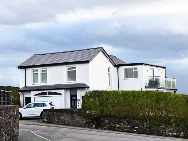 The Old Tywyn Post Office - 1084320 - photo 2