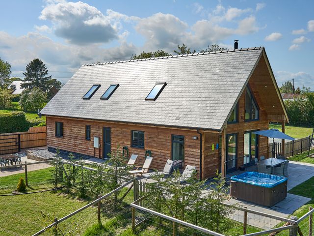 Holly Lodge - 1084325 - photo 1 