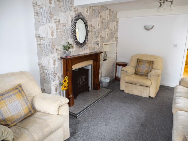 8 Heatons Bridge Road - 1084470 - photo 5