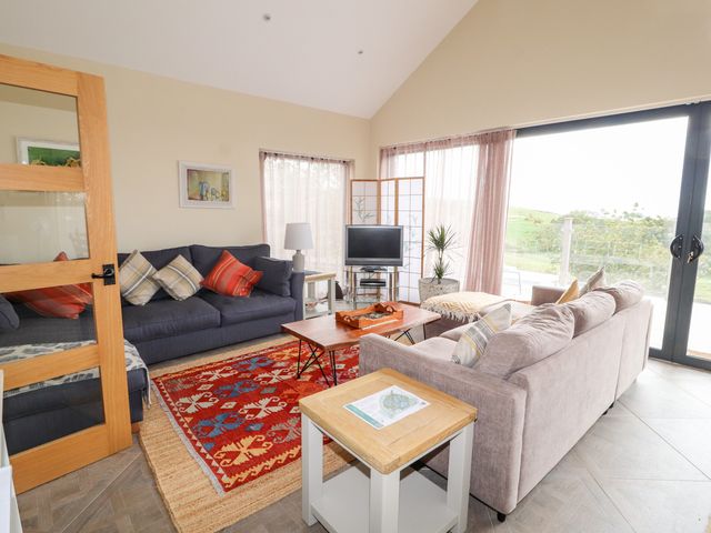 The Lodge - 1085751 - photo 3
