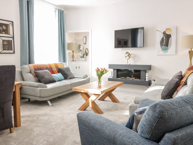 2 Abbey Row - 1089523 - photo 3
