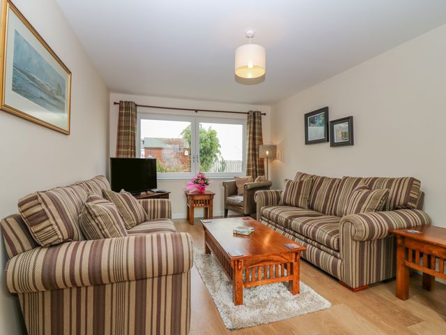 10 Goodhope Gardens - 1091060 - photo 3