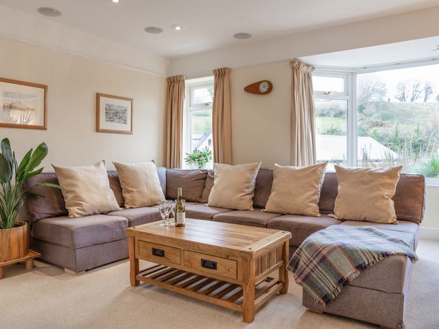 Home - 1091084 - photo 3