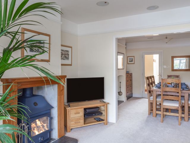 Home - 1091084 - photo 5