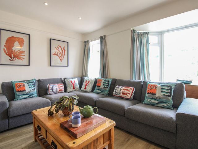 Home - 1091084 - photo 5