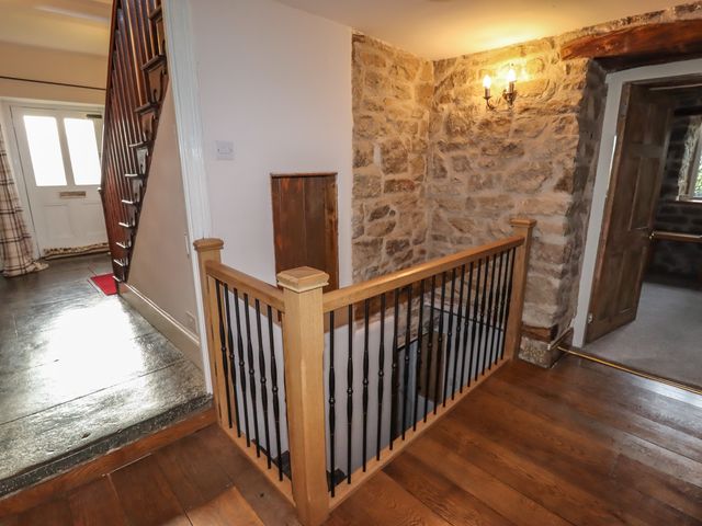 Wayside House - 1091825 - photo 4