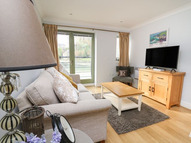 Flat 2 - 1092245 - photo 2