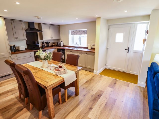 Smithy Cottage - 1092689 - photo 4