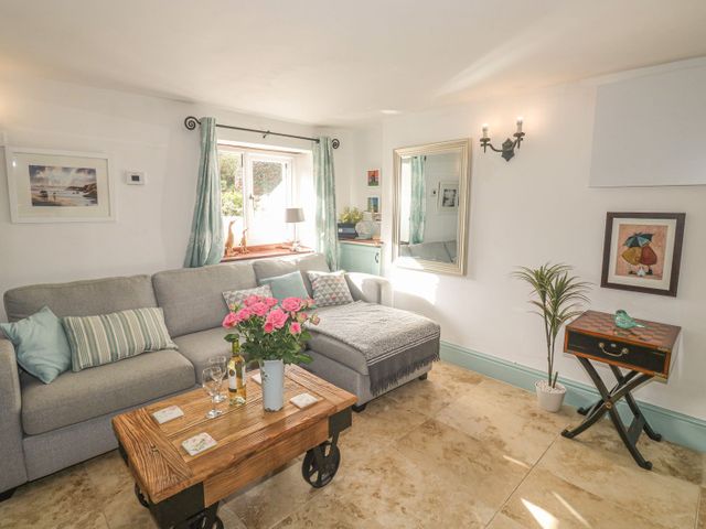 Nightingale Cottage - 1092846 - photo 3