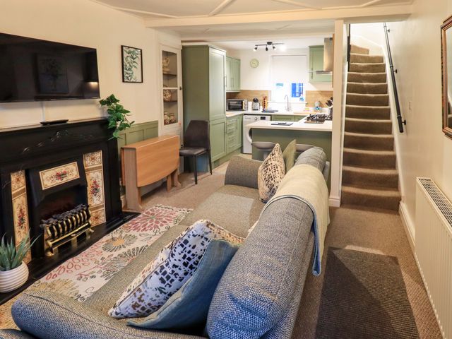 21 Entry Lane - 1093570 - photo 3