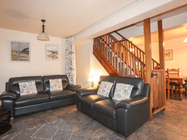 Ty'n y Clawdd - 1094610 - photo 4