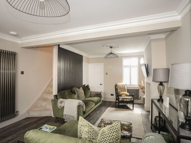 15 Rosemary Lane - 1094801 - photo 3