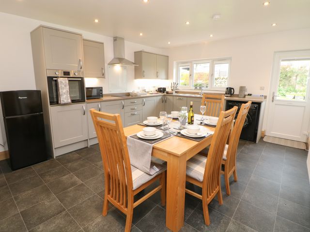 New Elm Tree Farm - 1094988 - photo 5