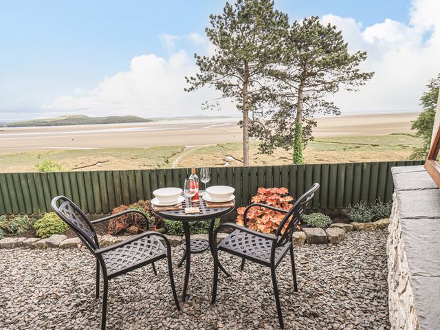 Oversands Cottage - 1095487 - photo 2
