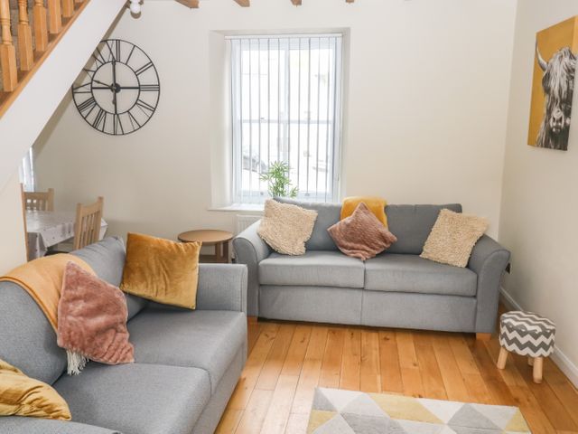 1 Greenswood Court - 1095640 - photo 4
