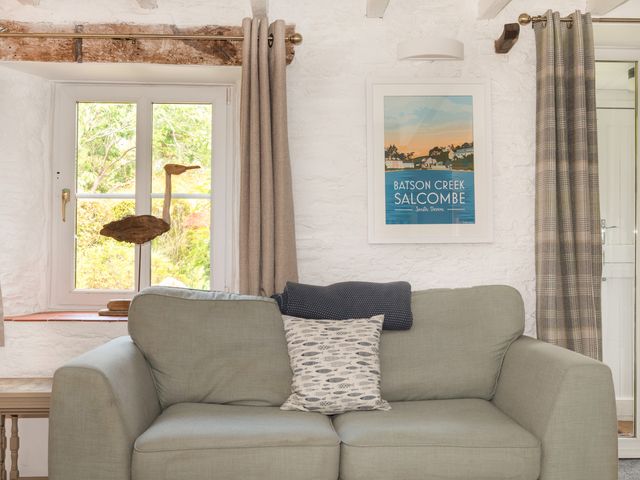 Oyster Cottage - 1095825 - photo 4