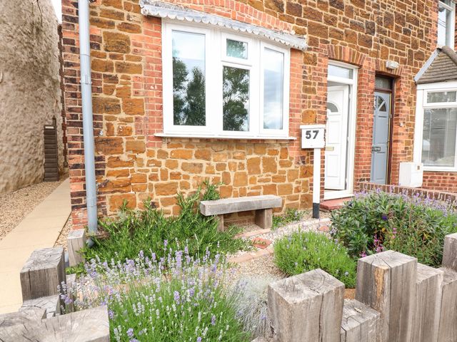 57 Southend Road - 1097700 - photo 2