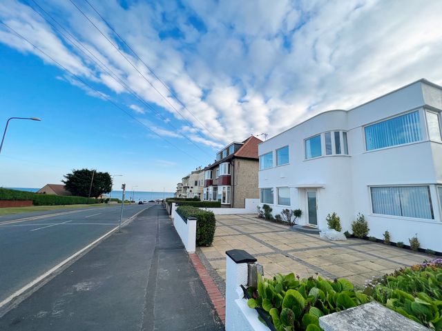 The Emberton - 1098042 - photo 3