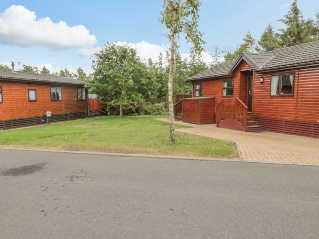 4 The Oaks - 1098067 - photo 3