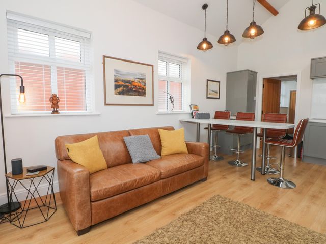 The Coach House - 1098218 - photo 4
