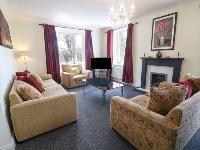 South Lodge - 1102400 - photo 3