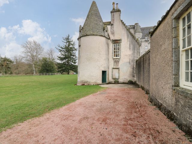 East Wing - Castle Fraser - 1102923 - photo 5