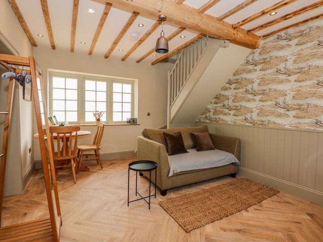 The Hayloft at Warren House - 1103229 - photo 3