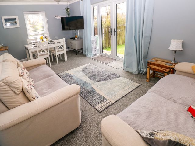 Clicketts Court - 1103427 - photo 4