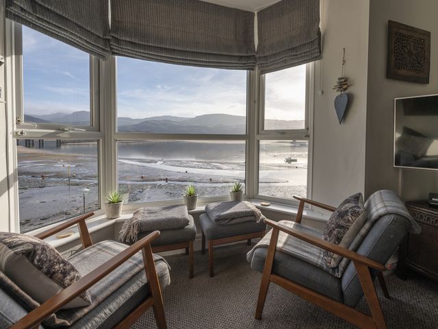 Harbour View - Flat 2 - Tudor House - 1103635 - photo 3