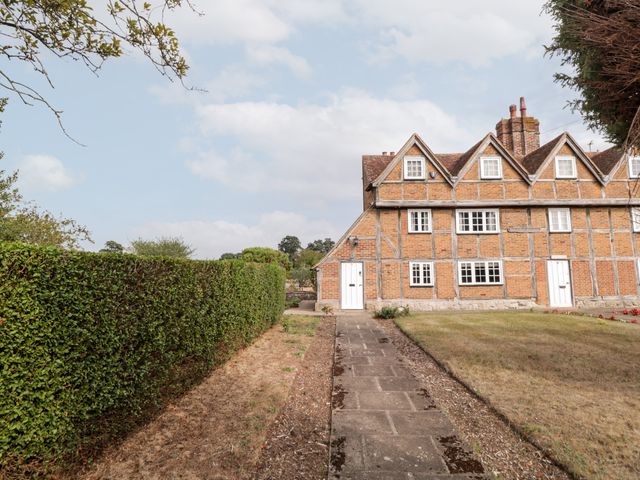 Battel Hall Cottage - 1103881 - photo 2