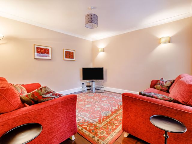 11 Beech Road - 1105244 - photo 4
