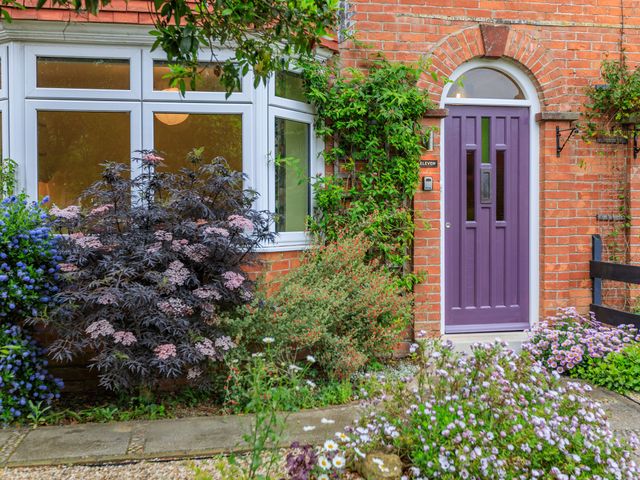 11 Beech Road - 1105244 - photo 3